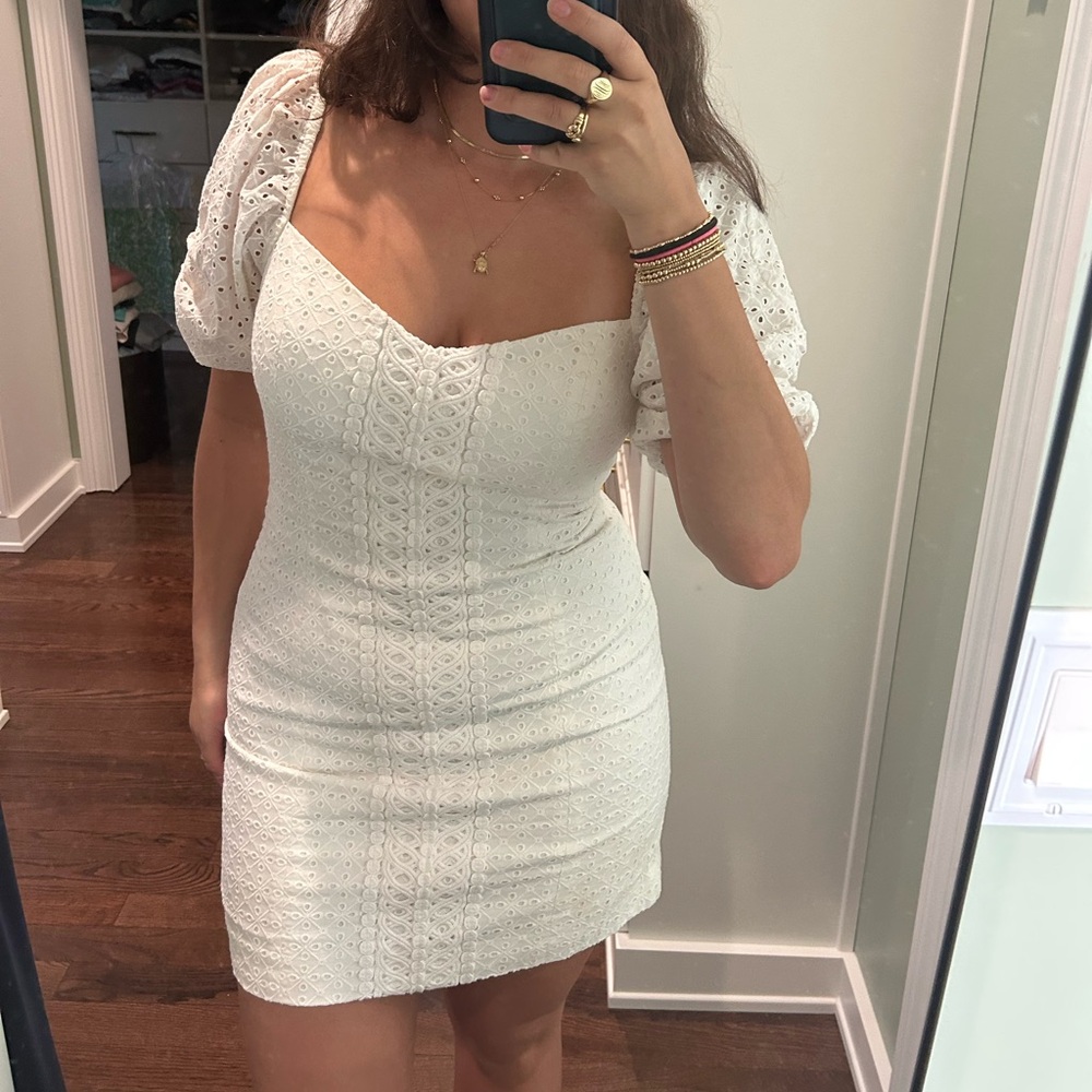 Lilly Pulitzer White Daniella Mini Eyelet Puff Sleeve Dress size 8